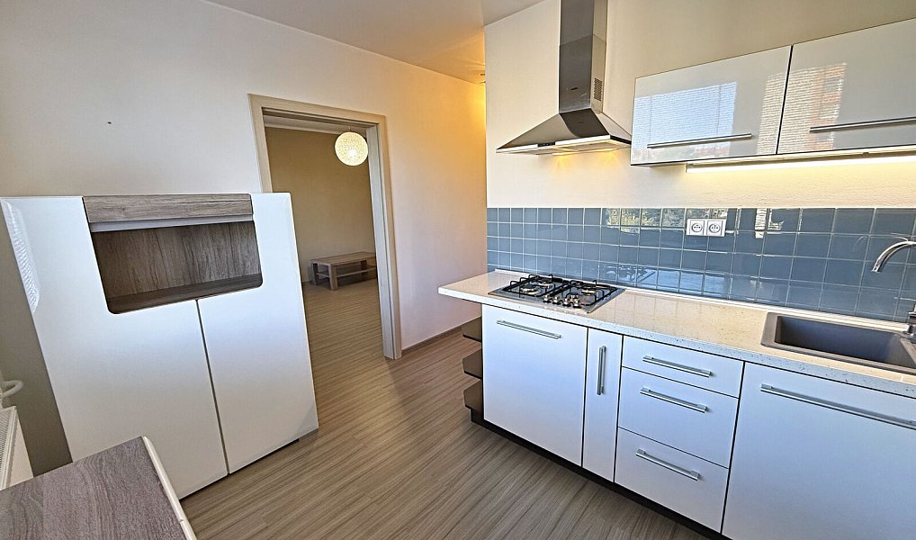 Pronájem bytu 2+1 64 m², Chrudim – náhled fotky 3