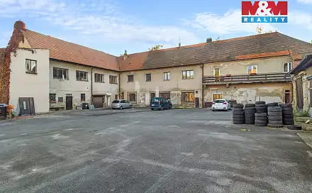 Prodej domu 300 m² s pozemkem 2 667 m², Slatina, okres Kladno