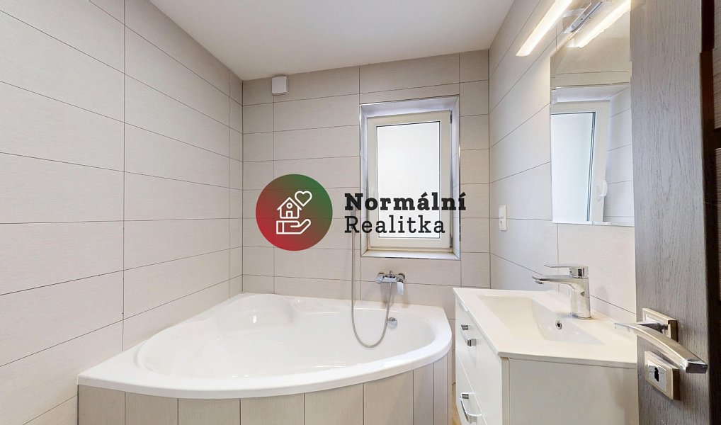 Prodej domu 124 m² s pozemkem 157 m², Peruc – náhled fotky 11