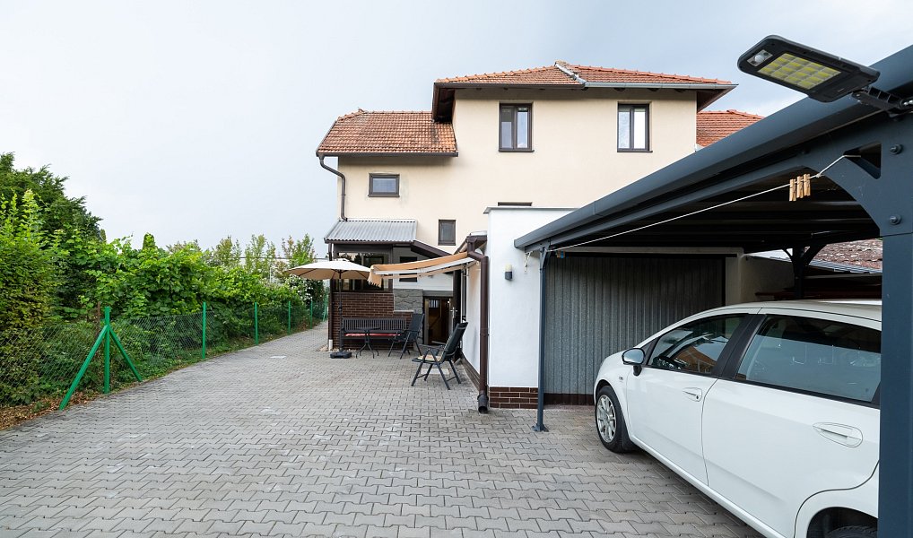 Prodej domu 150 m² s pozemkem 311 m², Ivančice – náhled fotky 32