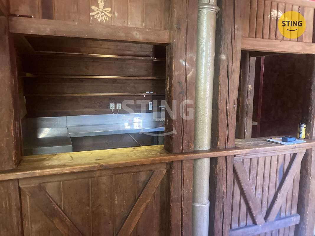 Pronájem komerčního objektu (jiného typu) 104 m² – fotografie 3