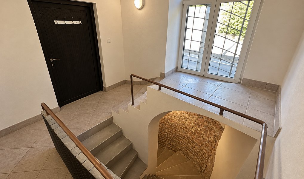 Pronájem komerčního objektu (jiného typu) 76 m², Praha – náhled fotky 5