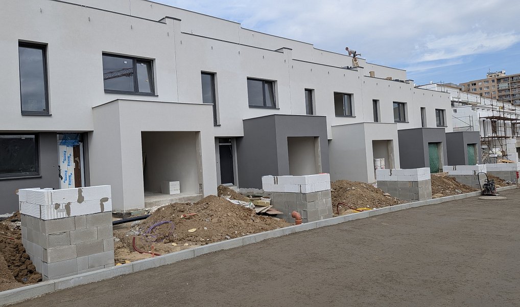 Prodej domu 154 m² s pozemkem 211 m², Beroun – fotka 1 z 8