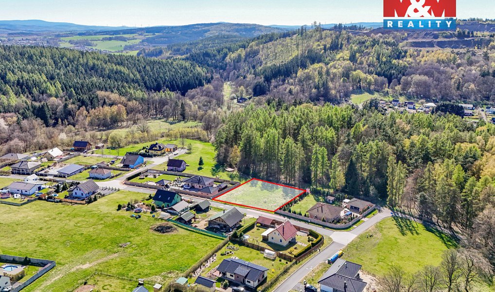 Prodej stavebního pozemku 1 942 m², Libá – náhled fotky 4
