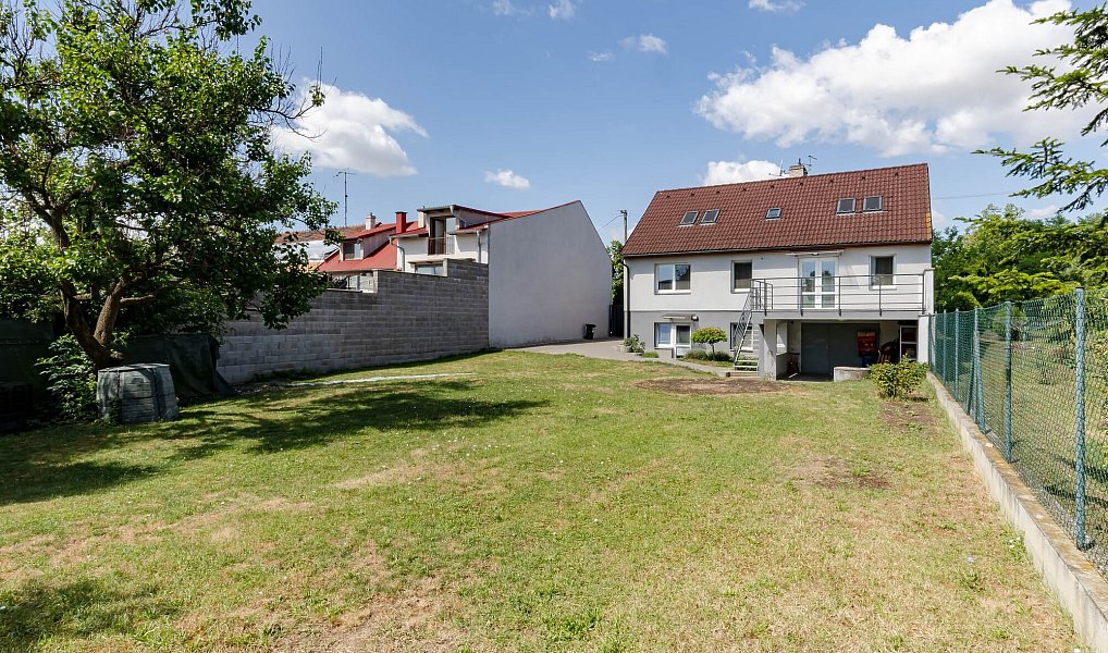 Pronájem domu 175 m² s pozemkem 722 m², Kunovice – náhled fotky 25