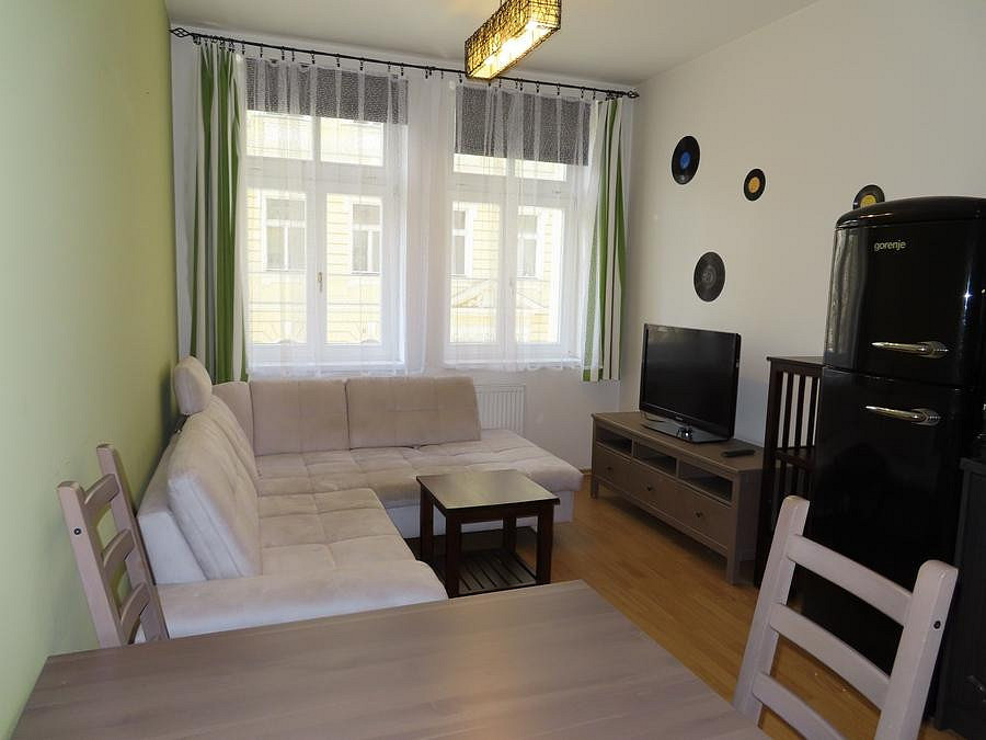 Pronájem bytu 2+kk 37 m², Praha