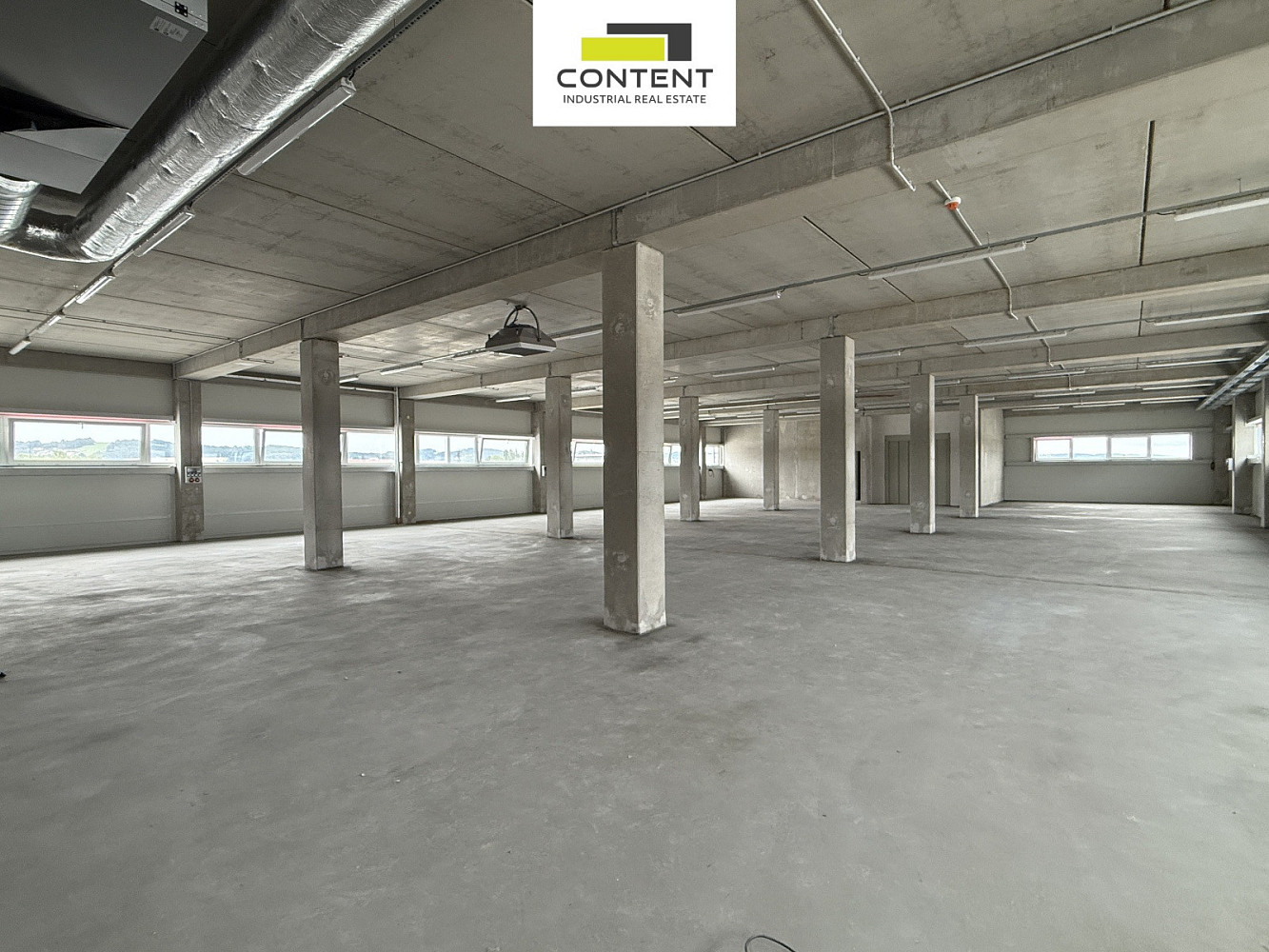 Pronájem skladovacích prostor 550 m² – fotografie 2