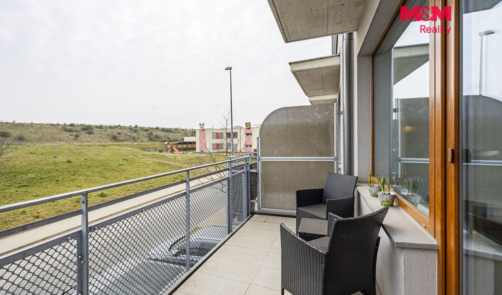 Prodej bytu 1+kk 33 m², Praha – náhled fotky 2