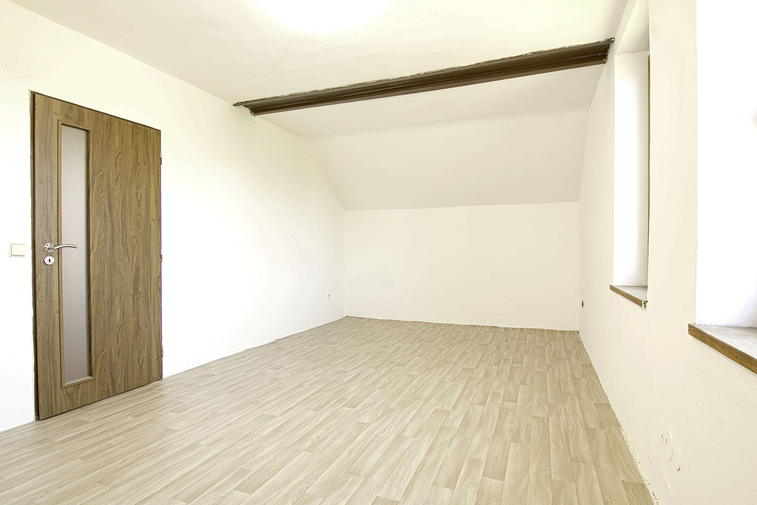 Pronájem bytu 2+1 49 m² – fotografie 2