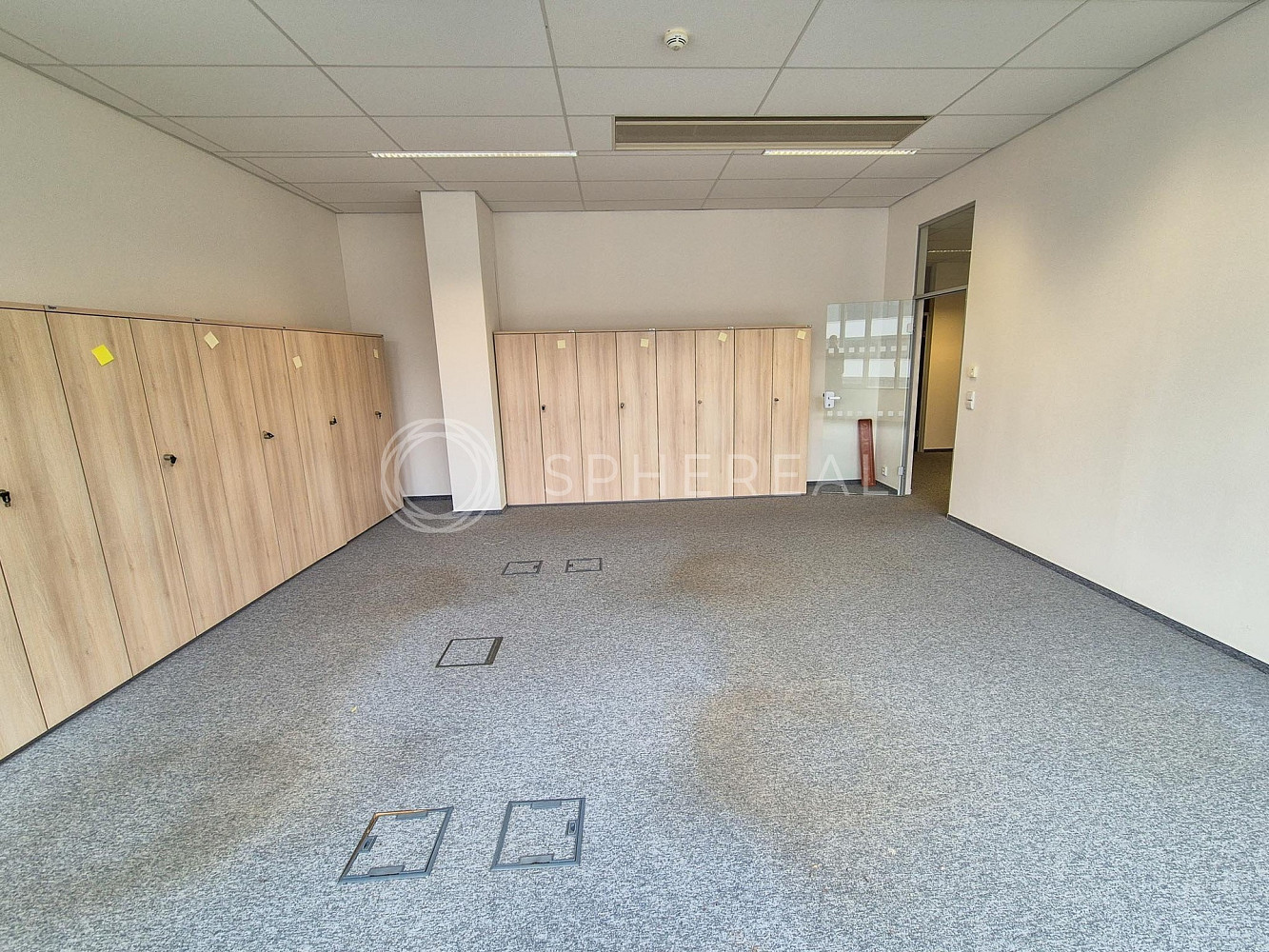 Pronájem kanceláře 457 m² – fotografie 5