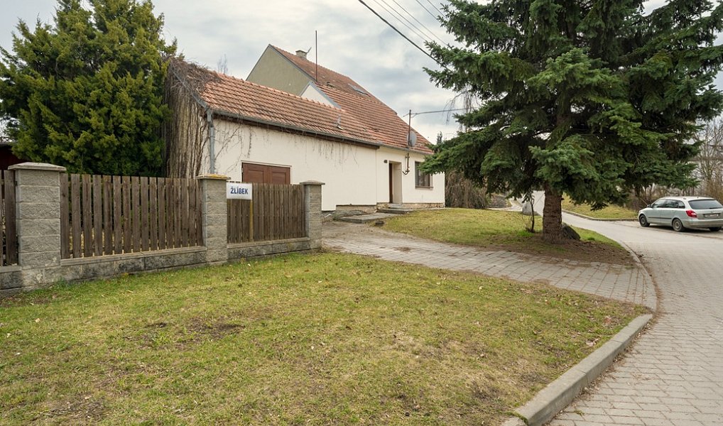Prodej domu 54 m² s pozemkem 420 m², Prace – náhled fotky 5