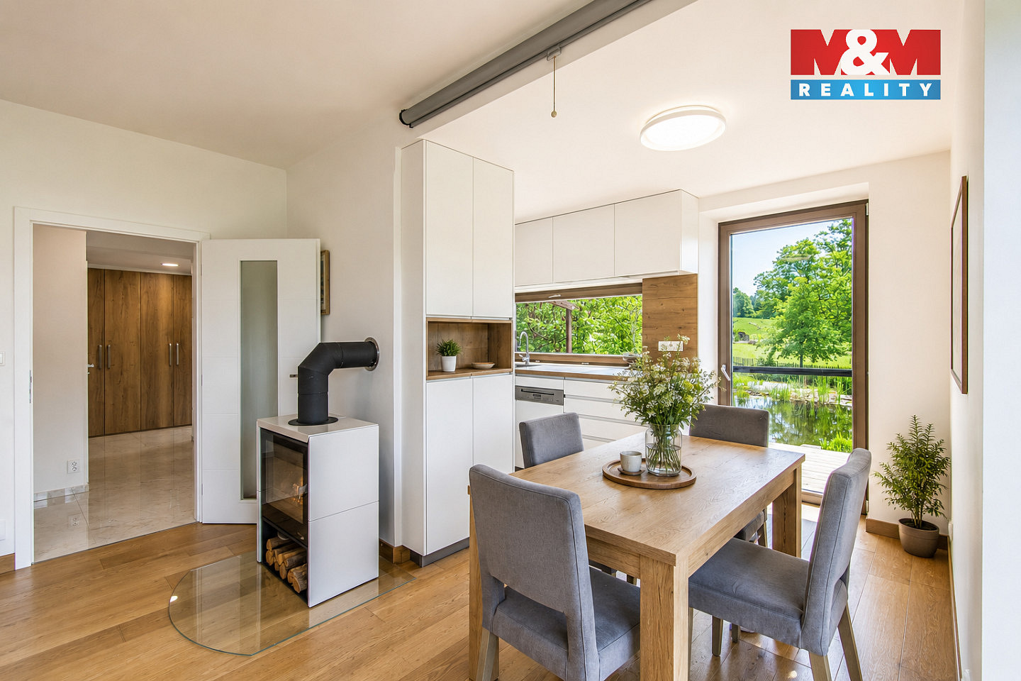 Prodej domu 95 m² s pozemkem 2 121 m² — photo 2