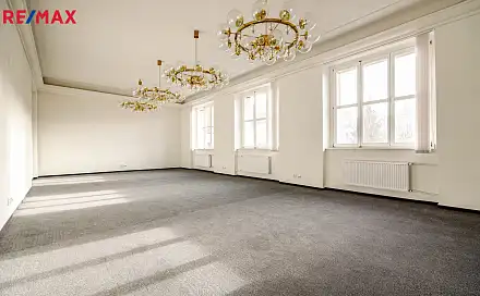 Pronájem kanceláře 65 m², Mírové náměstí, Louny