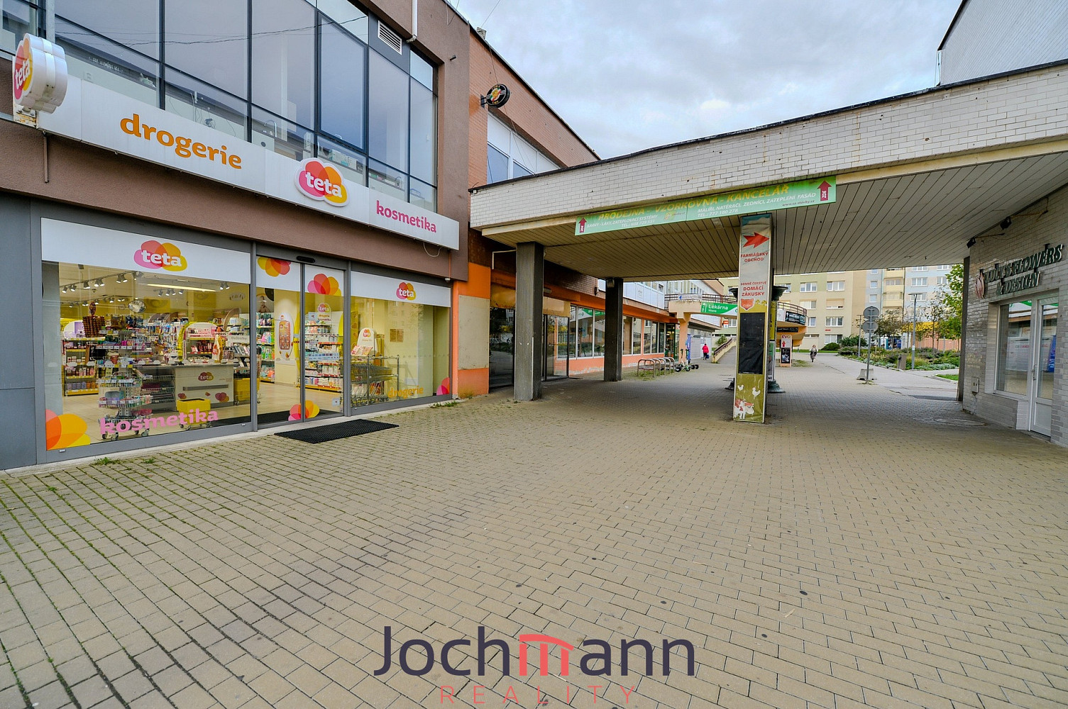 Pronájem obchodních prostor 340 m² – fotografie 3