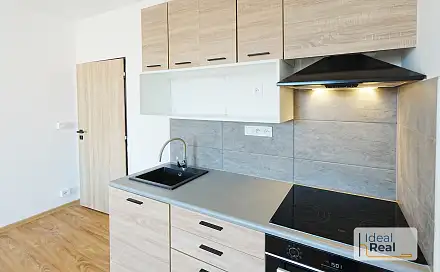 Pronájem bytu 1+kk 27 m², Bratří Čapků, Uničov, okres Olomouc