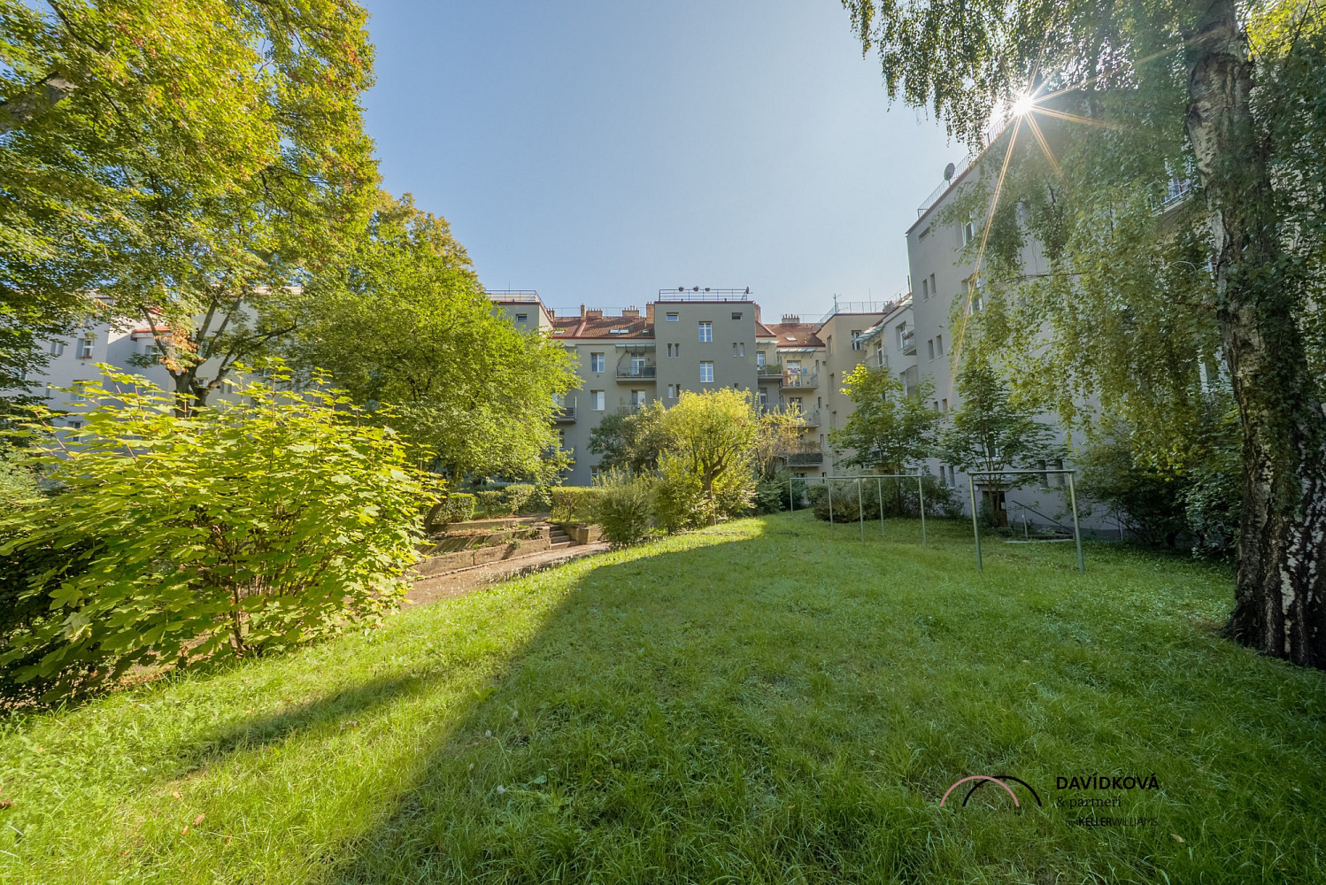 Prodej bytu 1+kk 33 m² – fotografie 2