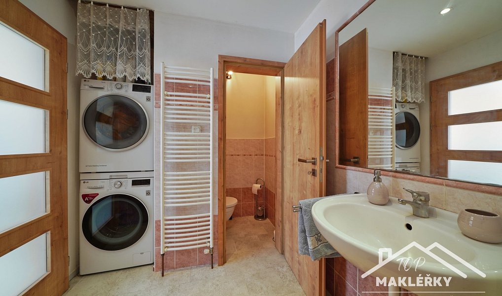 Prodej domu 186 m² s pozemkem 568 m², Zásmuky – náhled fotky 16