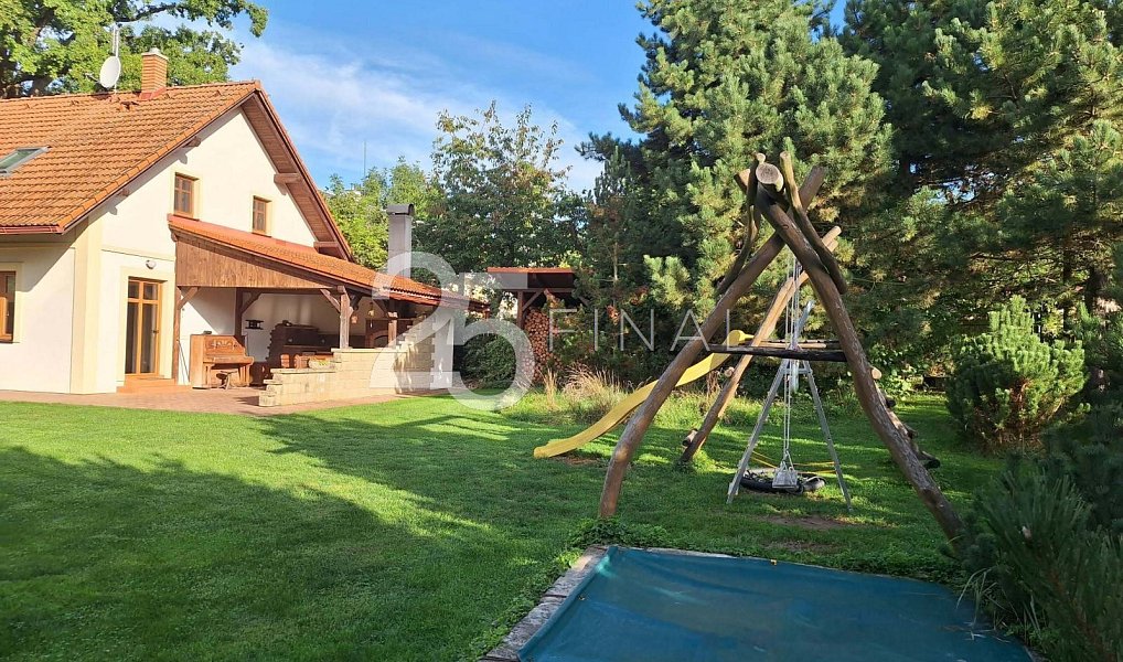 Pronájem domu 200 m² s pozemkem 1 093 m², Osek – náhled fotky 5