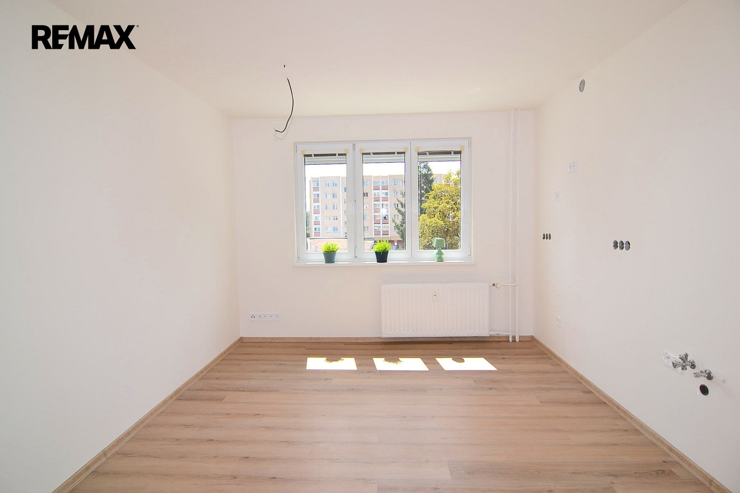 Pronájem bytu 2+1 54 m² — photo 3
