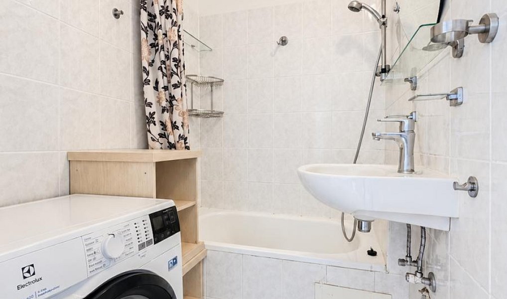 Prodej bytu 1+1 36 m², Praha – náhled fotky 9