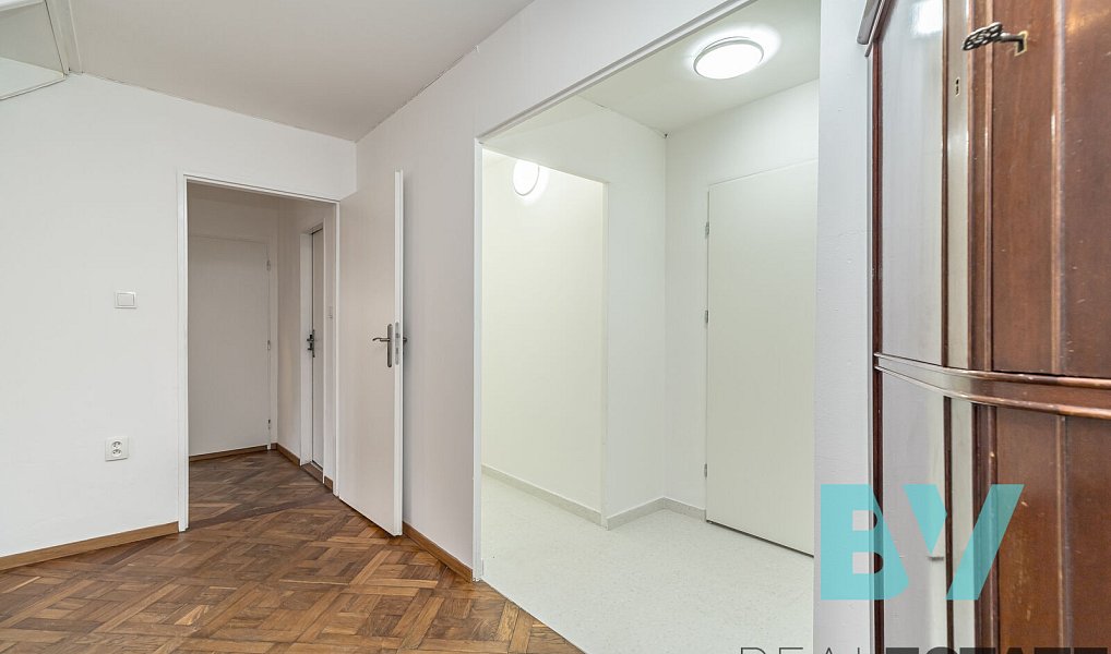Prodej bytu 2+kk 43 m², Praha – náhled fotky 11