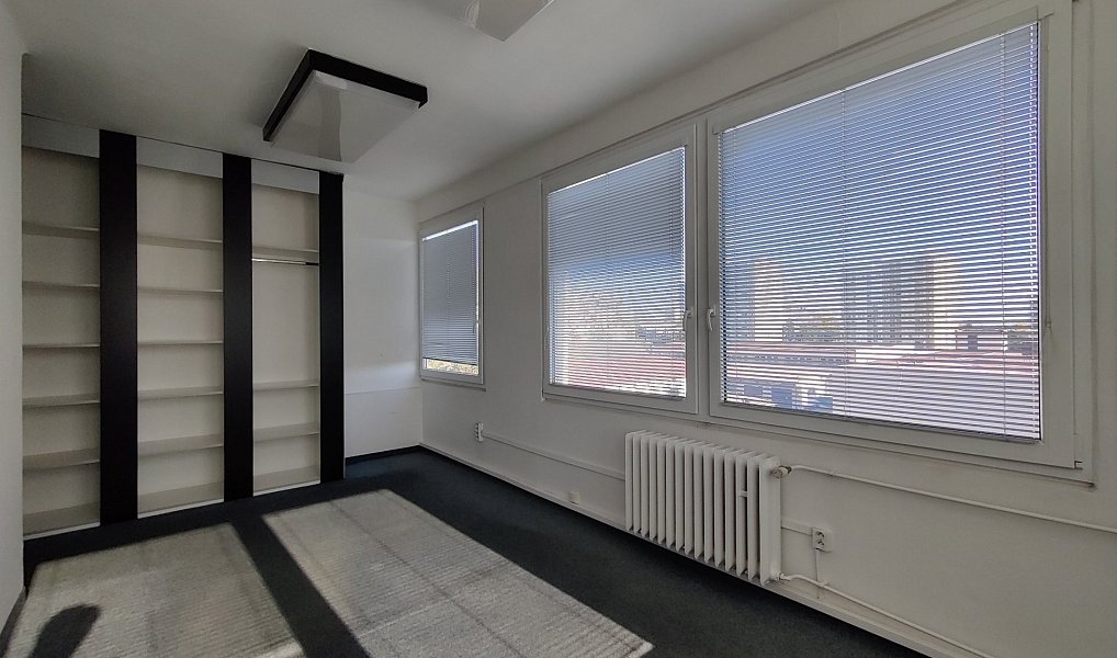 Pronájem kanceláře 34 m², Praha – náhled fotky 4