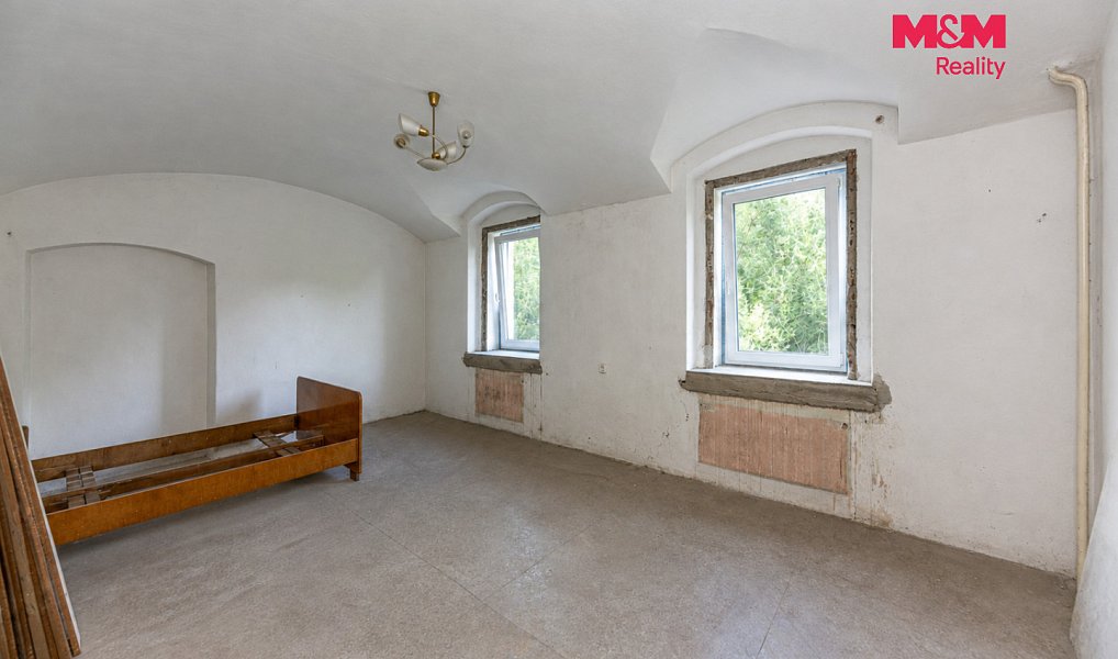 Prodej domu 267 m² s pozemkem 895 m², Žleby – náhled fotky 5