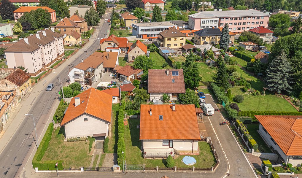 Prodej domu 150 m² s pozemkem 466 m², Hrochův Týnec – náhled fotky 33