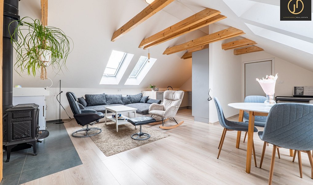 Prodej domu 203 m² s pozemkem 1 153 m², Hředle – náhled fotky 4