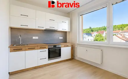 Pronájem bytu 2+1 52 m², sídl. Družba, Židlochovice, okres Brno-venkov