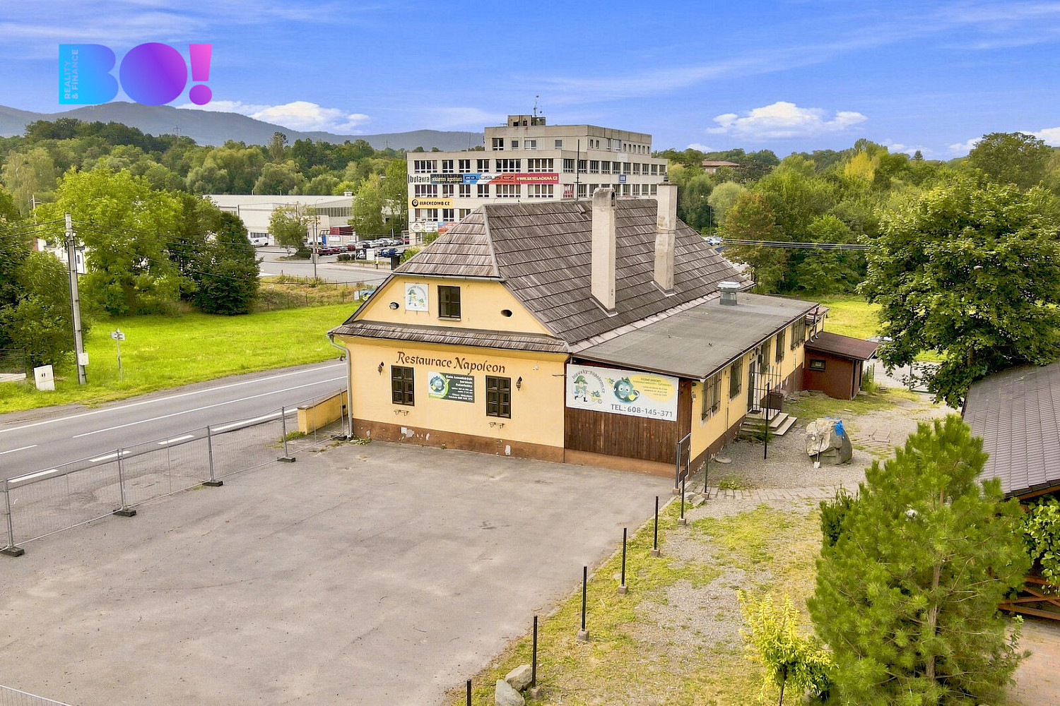 Pronájem kanceláře 150 m² – fotografie 2