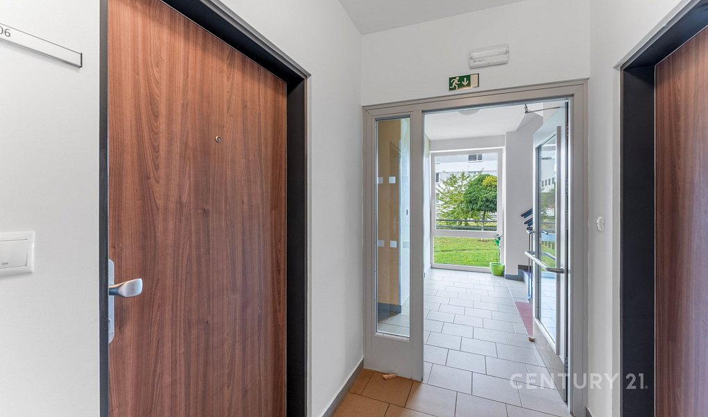 Prodej bytu 1+kk 34 m², Praha – náhled fotky 15