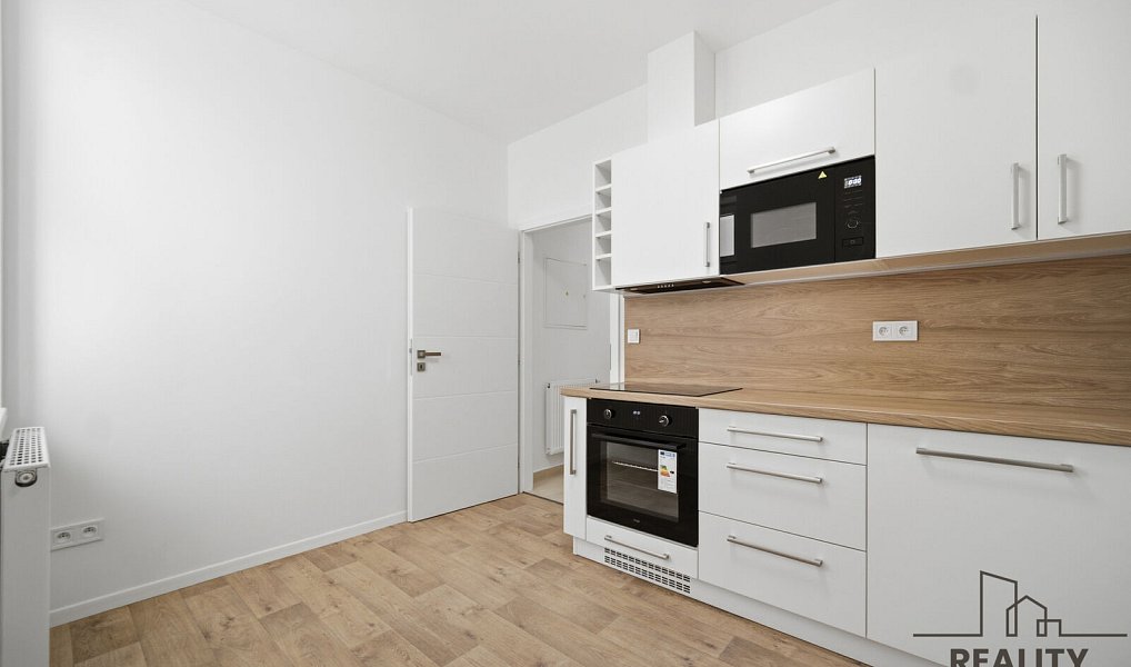 Pronájem bytu 1+1 35 m², Pardubice – náhled fotky 4