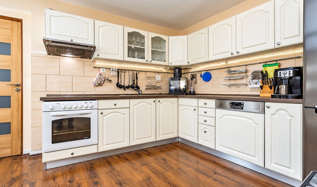 Prodej domu 106 m² s pozemkem 1 081 m², Modlany – náhled fotky 4