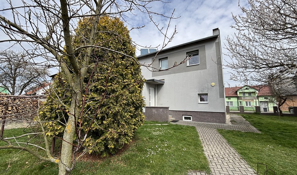 Prodej domu 170 m² s pozemkem 641 m², Uhřičice – náhled fotky 26