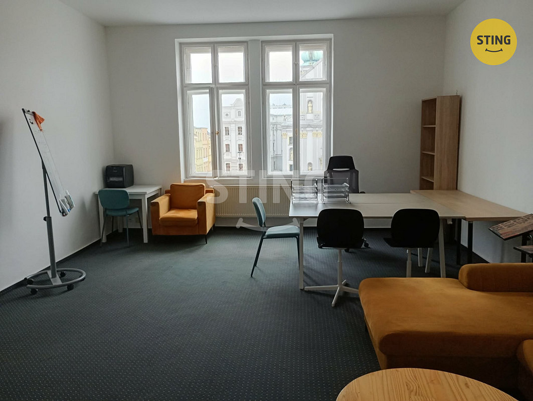 Pronájem kanceláře 32 m² – fotografie 2