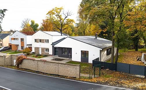 Prodej domu 200 m² s pozemkem 950 m², Neratovická, Kojetice, okres Mělník