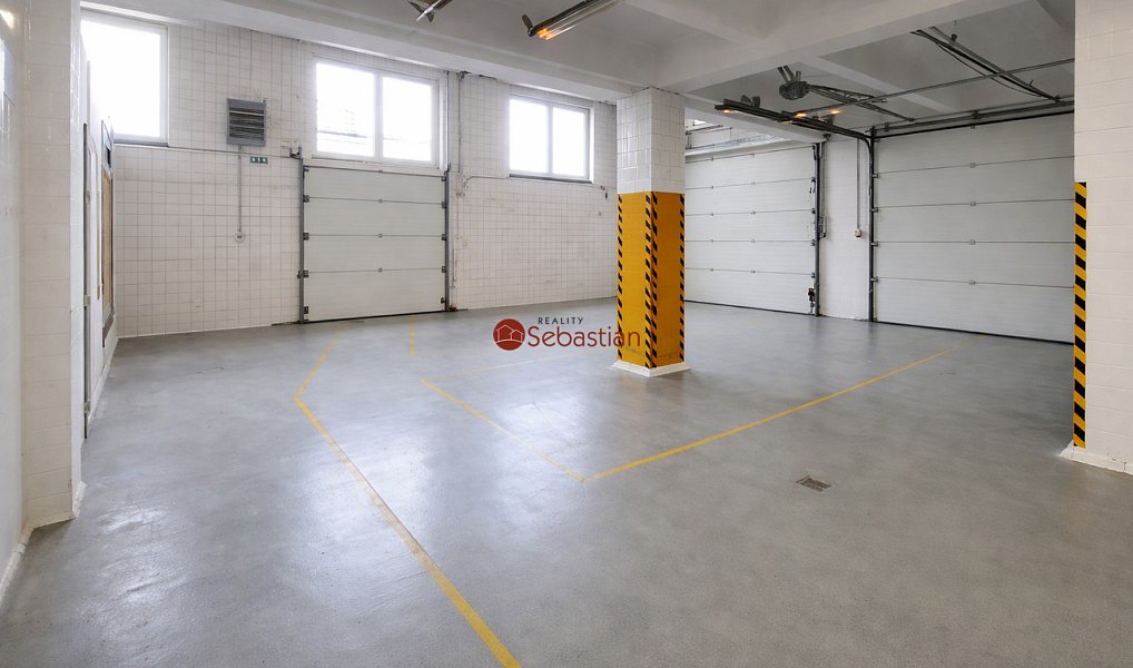 Pronájem výrobních prostor 1 930 m², Jičín – náhled fotky 5