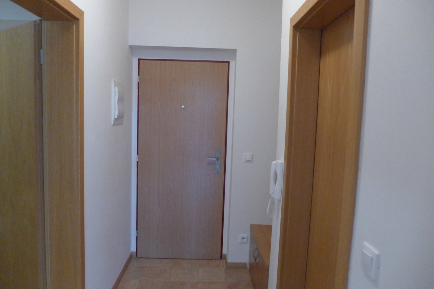 Pronájem bytu 2+kk 52 m² — photo 2