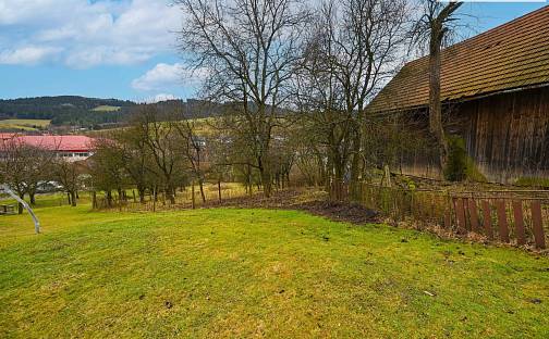 Prodej stavebního pozemku 1 138 m², Francova Lhota, okres Vsetín