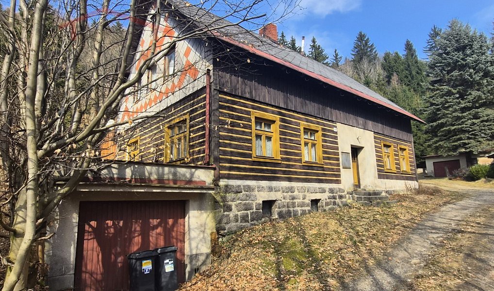 Prodej domu 345 m² s pozemkem 6 832 m², Janov nad Nisou – náhled fotky 2