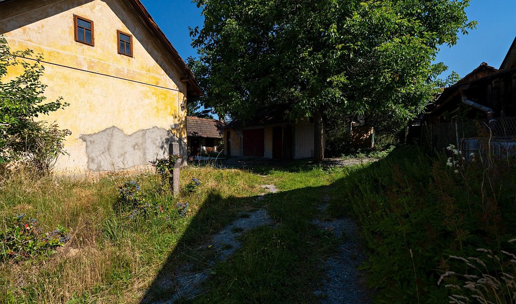 Prodej stavebního pozemku 734 m², Trnová – náhled fotky 8