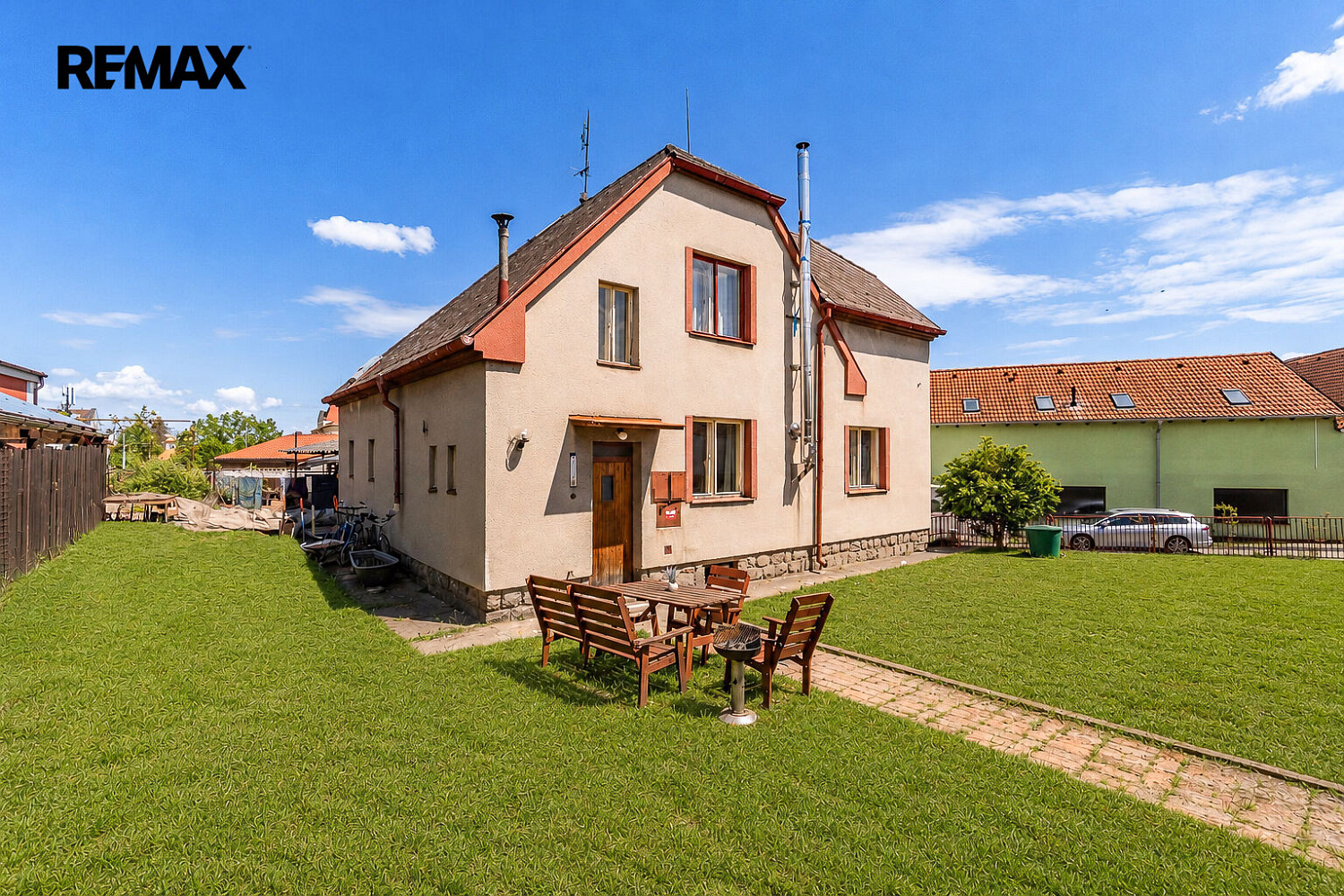 Prodej domu 196 m² s pozemkem 356 m²