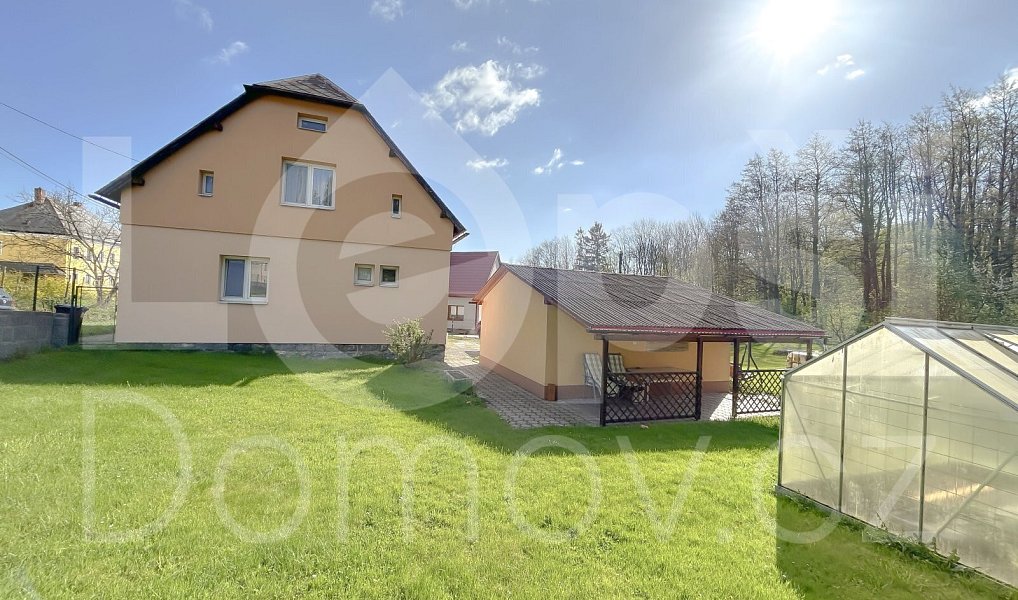 Prodej domu 185 m² s pozemkem 1 515 m², Vlčice – fotka 1 z 26