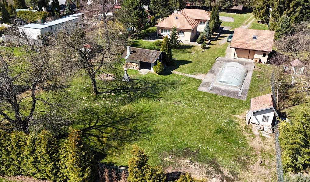 Prodej domu 120 m² s pozemkem 3 903 m², Mostkovice – fotka 1 z 30