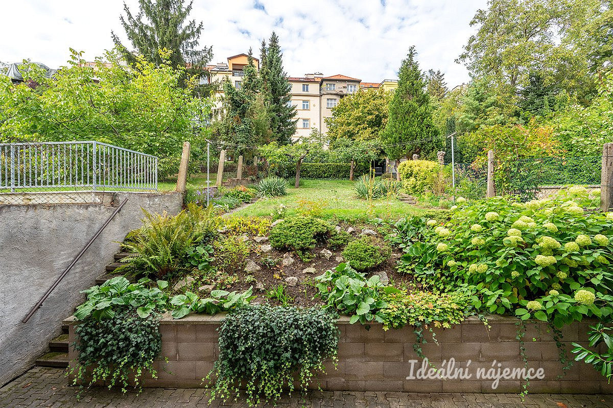 Pronájem bytu 3+1 71 m² – fotografie 2