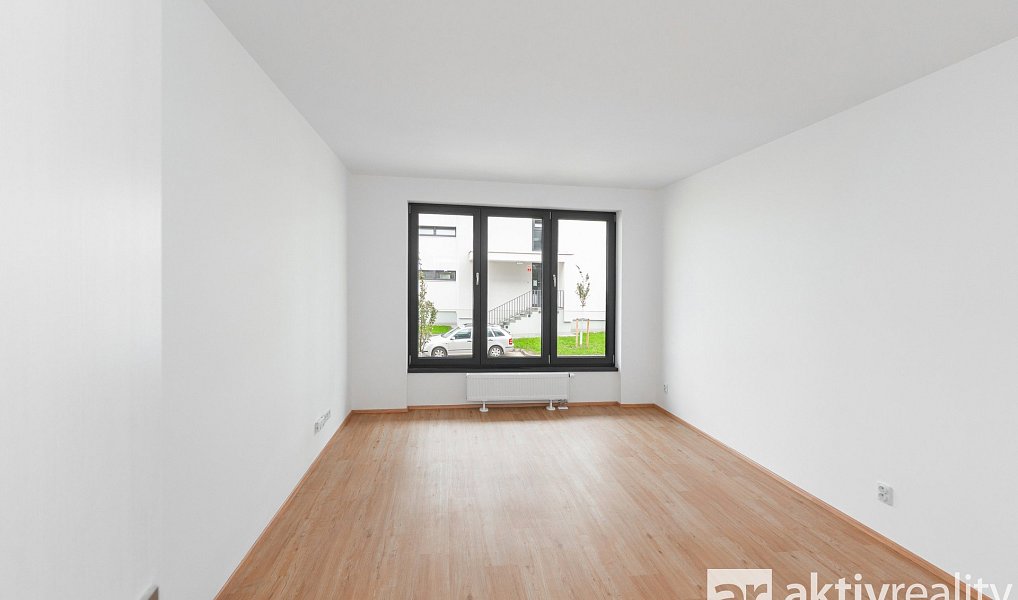 Prodej bytu 1+kk 35 m², Plzeň – náhled fotky 3