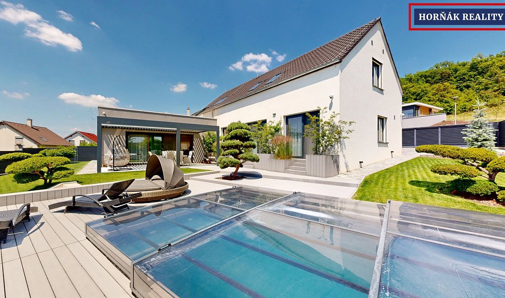 Prodej domu 288 m² s pozemkem 863 m², Ochoz u Brna – fotka 1 z 60