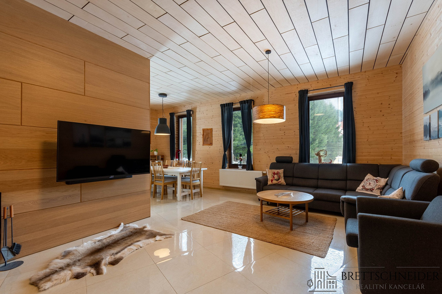 Prodej ubytovacího objektu 230 m² – pohled 3