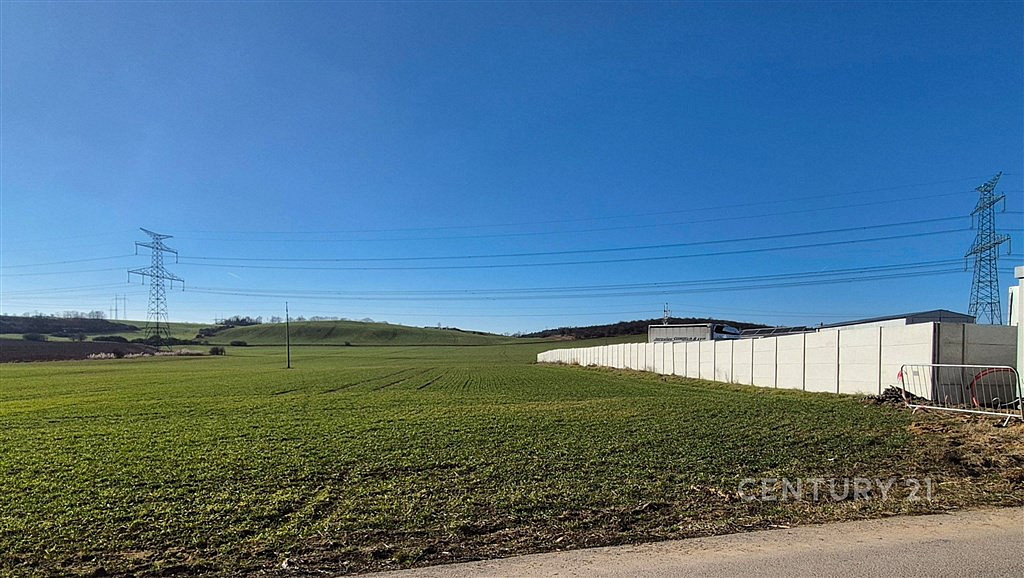Prodej komerčního pozemku 1 192 m² — photo 2